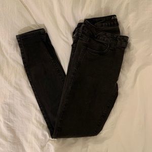 American Eagle black jegging